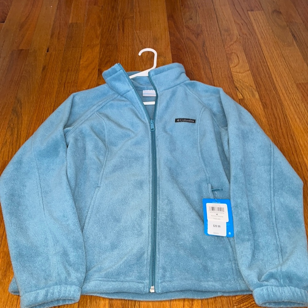 BNWT Teal Columbia